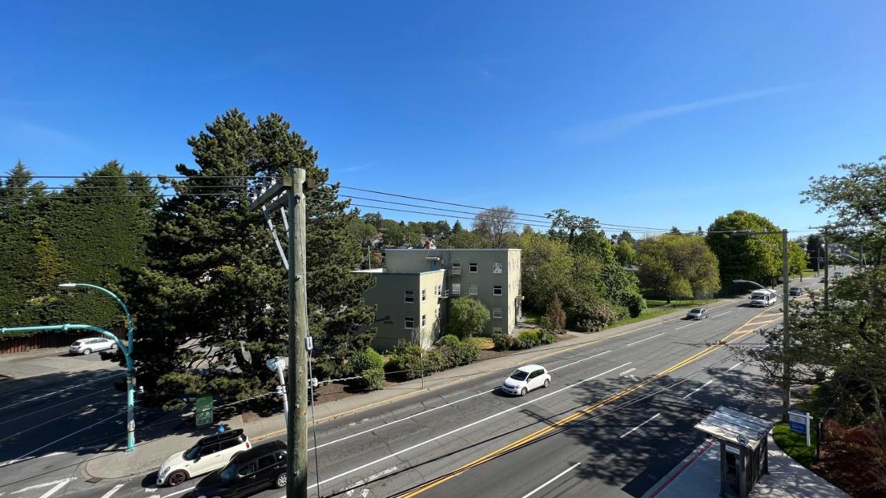 Hillside Oasis By Iris Properties! Victoria Exterior photo